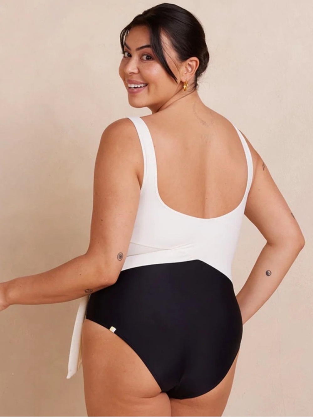 NWT Summersalt The Perfect Wrap One-Piece Swimsuit Cream + Black - Picture 4 of 11